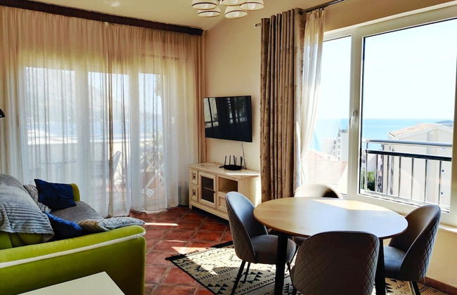 Mila & Aleksandr Apartments - Photo 61