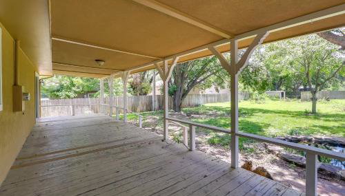 Group Getaway with Private Yard in Wichita! - Foto 3