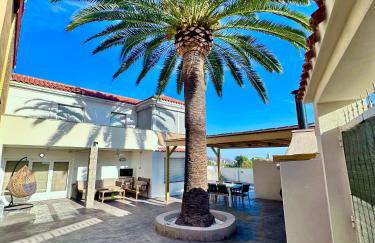 Bonito Chalet en Benidorm, negocios, estudios, salud - Foto 6