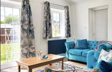 Turquoise Tranquil- 3 Bed House - Photo 1