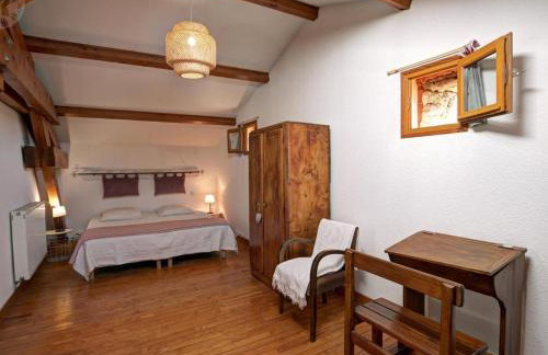 Gîte rustique 6 pers avec cheminée et grand jardin, animaux acceptés - FR-1-496-61 - Foto 16