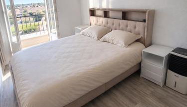 Chambre neuve dans un appartement partagé à 10 minutes du circuit - Photo 4