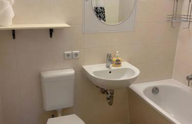 Enjoy your stay with DKN - Mon-Sun - Late night check-in - Multilanguage - Leipzig Grünau - Witamy serdecznie - Foto 14