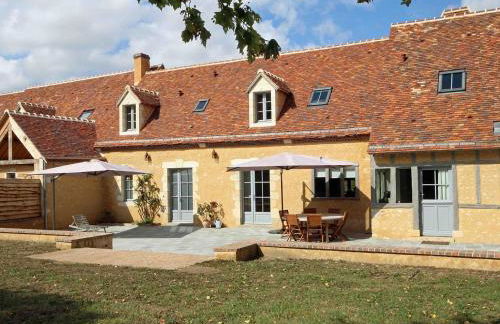 Longère percheronne 17ème siècle avec jardin, près forêt, animaux acceptés - FR-1-497-77 - Foto 1