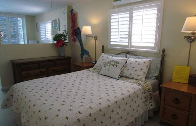 2 Bedroom Waterfront Pool Side! - Foto 11