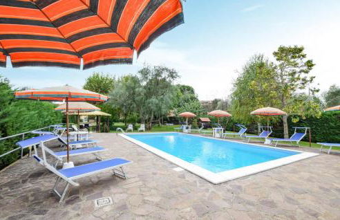 Cozy Apartment In Castiglione Del Lago - Foto 14