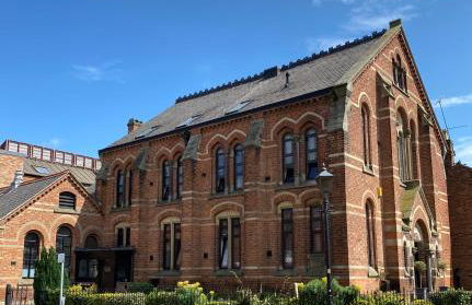 Luxury Chapel Apartment within City Walls - Photo 1