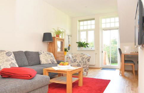 Schloms Hof - Foto 1