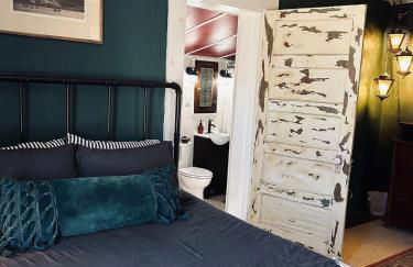 1900s Miner's cabin behind Tombstone Brewery - Foto 10