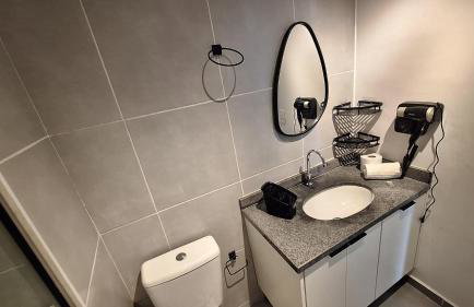 Apto moderno c piscina, academia e metrô na porta - Foto 10