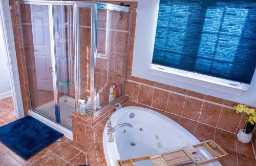 Spacious 7BR Retreat W/Gym Near DC-Family Friendly - Foto 22