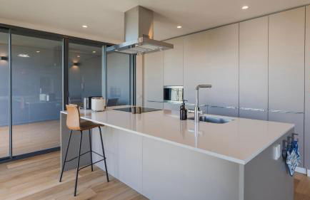 Gorgeous Apartment with City View by LovelyStay - Foto 22