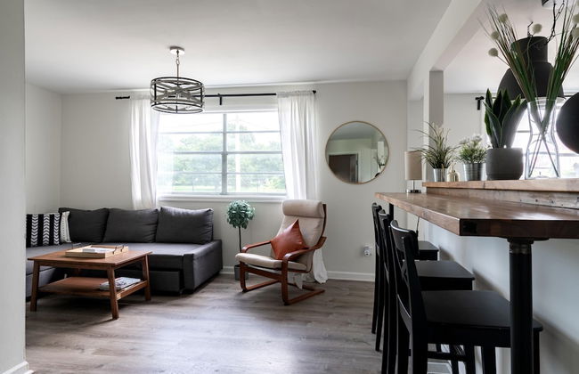 Short North Convention Private Parking Pets - Foto 24