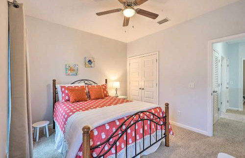 Modern PCB Home with Private Yard and Pool Access - Foto 21