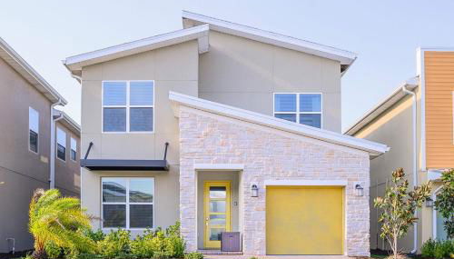 Bright & Airy 5BR Resort Home with Pool - Foto 5