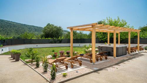 Holiday house with heated pool - Foto 1