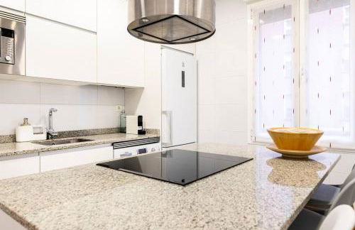 Amplio, luminoso y moderno cerca del Casco Viejo - Foto 26