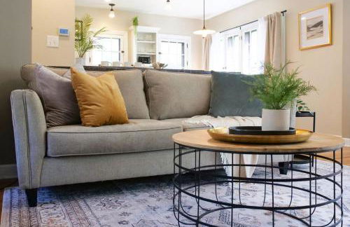 The Knocking Bird- Mins to CLE Clinic - Foto 51