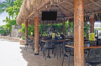 Spacious Beach Retreat | Oceanfront Pool & Tiki - Foto 51