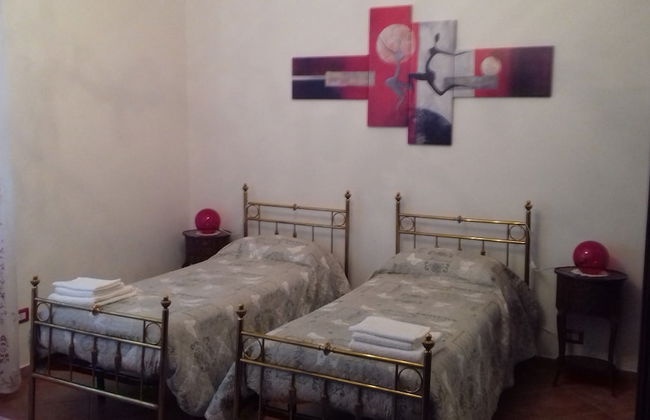 Arona-lake Maggiore Apartment in Quiet Area Suitable for Families - Foto 5