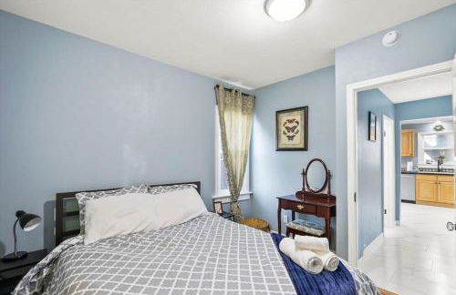 Mins To Dwntwn & Arena Backyard BBQ King Bed - Foto 8