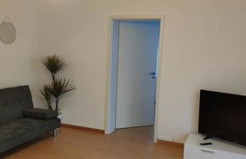 Schöne und optimal gelegene Wohnung OG - Foto 11