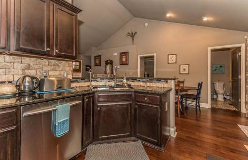 Modern Family Vacation Home - Foto 12