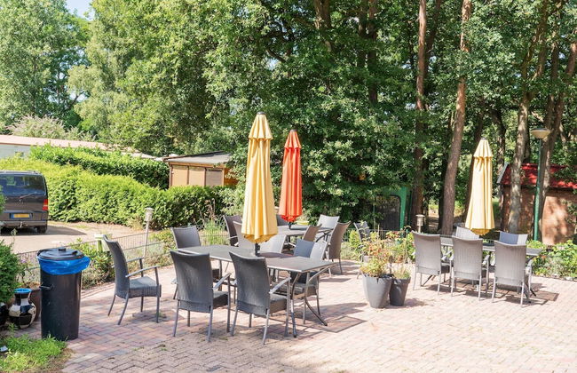 Lovely Wooden Chalet With Garden in Reutum - Photo 17