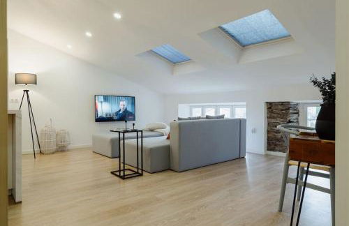 Ático Isabel, diseño y calidez junto a la Muralla Romana - Foto 22