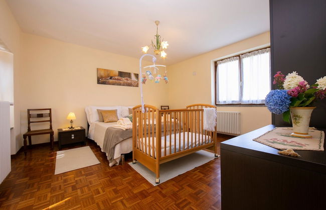 The Cottage on the Lake - Photo 2