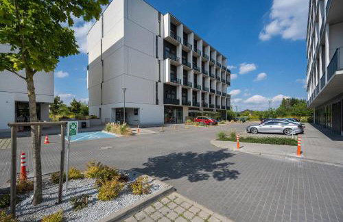 Elegant Studio with Air Conditioning Near the Airport in Wroclaw by Noclegi Renters - Foto 8