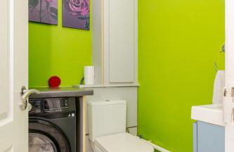 Modern & Spacious 3BR House Bracknell - Berkshire - Photo 33