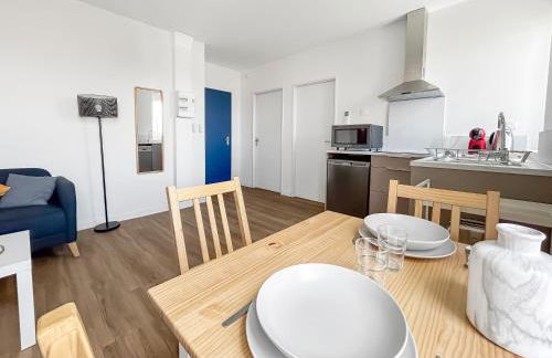 Pépites rares en bord d'Allier, découvrez trois T1 rénovés, proches Vichy et Saint-Yorre, transports, thermes et toutes commodités - Foto 13