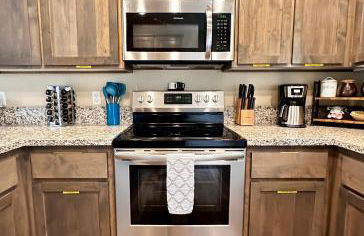 Charming 2BR Cottage Near Freeway-Cul-de-sac - Foto 8