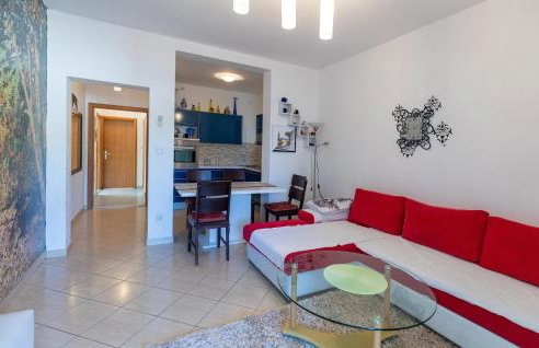 Two-Bedroom Apartment In Klek - Photo 3