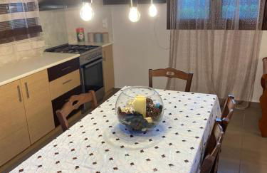 Rustic- Chic Villa in a Private Olive Grove - Filiatra - Foto 3