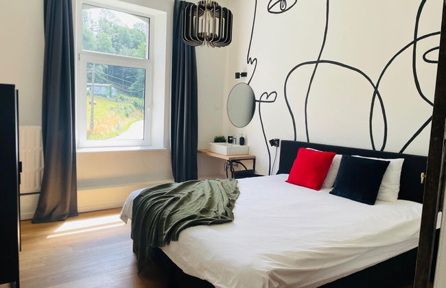 Castle in Ferrieres With Pond Garden - Photo 5