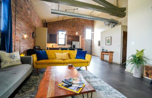 Industrial Escape 2bd 2bath - Photo 50