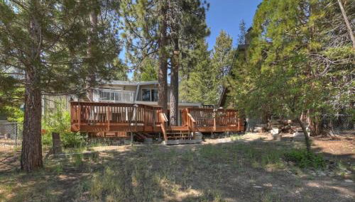 Peaceful Sunshine Chalet with Hot Tub - Foto 1, Garden