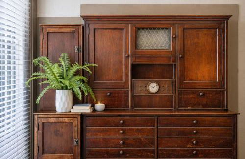 Large Luxury Downtown Loft - Walk to Everything Free Parking - Foto 17