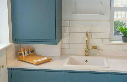 Ramsgate Family Cottage nr Beach -Harbour- Sleeps 4 - Garden - Parking on Street - Foto 17