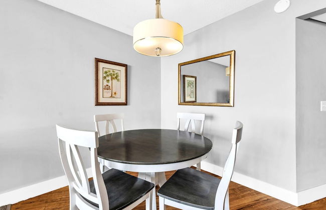 Edgewater Tower 1-305 - Foto 129