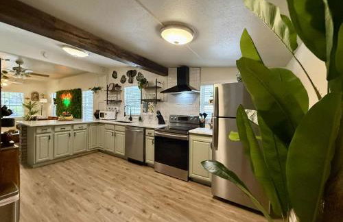 Tampa Jungalow- Pool Oasis - Foto 14