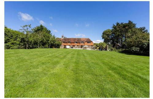 Sleeps10/18-parking-garden-pool-hottub-balcony - Foto 11