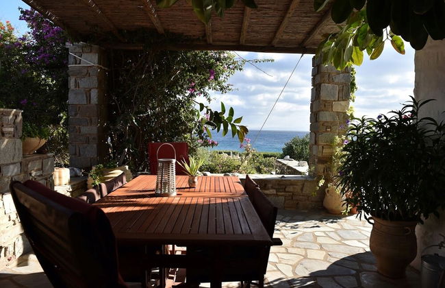 Sophia Villa Paros - Beachfront Villa at Lolantonis - Photo 49