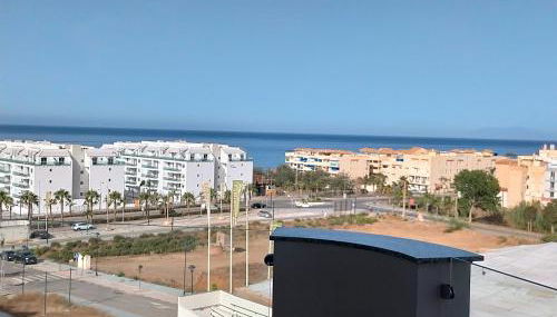 URBAN holidays - Photo 2