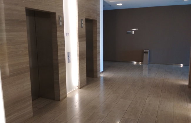 Queens Service Suite at Swiss Garden Residences - Photo 37