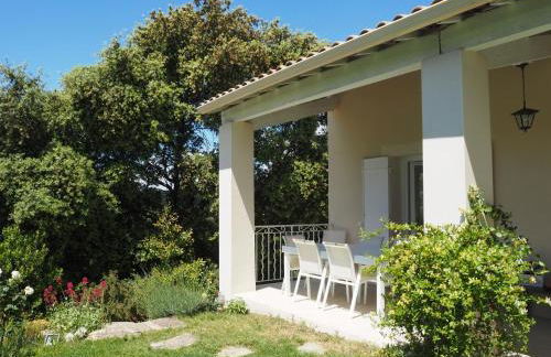 Holiday Home in Villes-sur-auzon With Pool - Foto 32