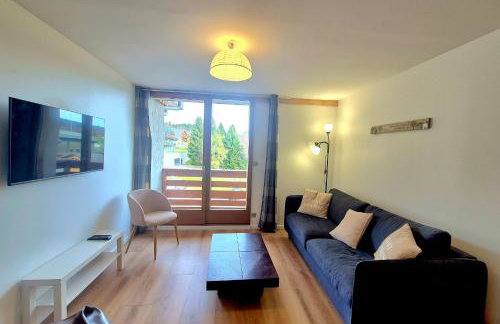 Cozy apartment in the heart of La Féclaz sleeps 5 48m - Foto 1
