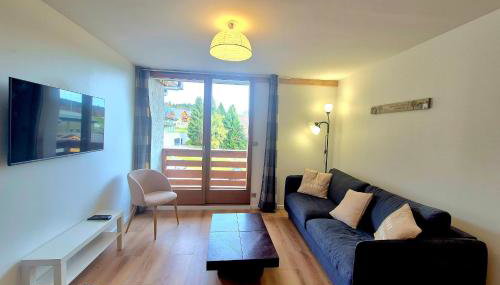 Cozy apartment in the heart of La Féclaz sleeps 5 48m - Foto 1
